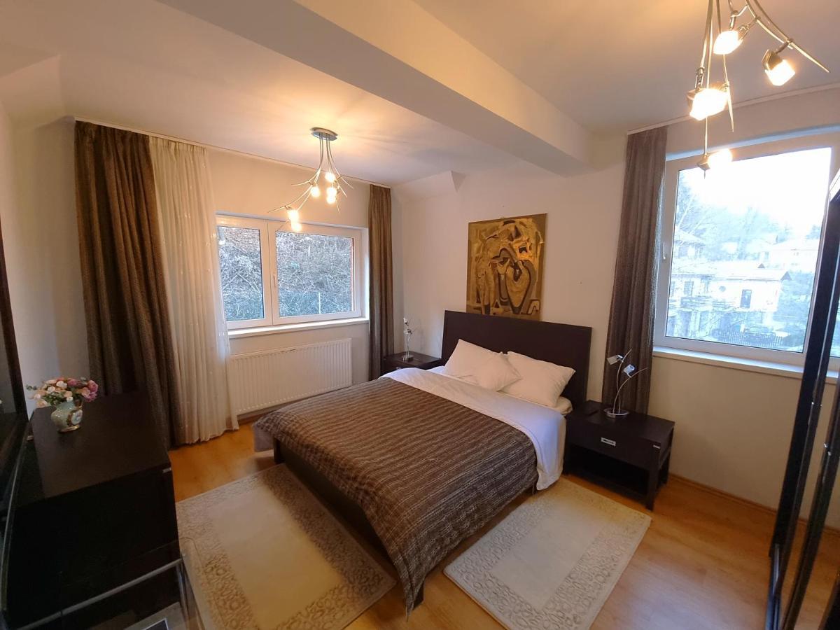 Marble Villa: Luxury Estate - Central But Intimate Σινάια Εξωτερικό φωτογραφία