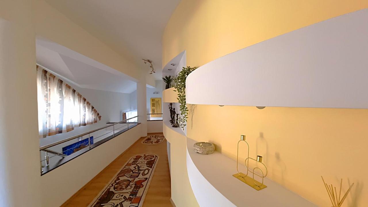 Marble Villa: Luxury Estate - Central But Intimate Σινάια Εξωτερικό φωτογραφία