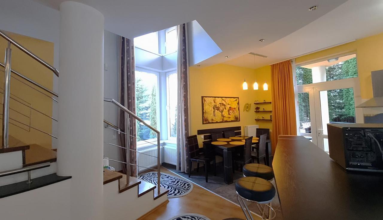 Marble Villa: Luxury Estate - Central But Intimate Σινάια Εξωτερικό φωτογραφία